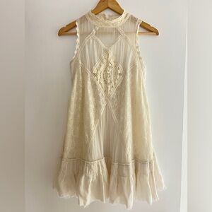 Elegant Cream Lace Dress